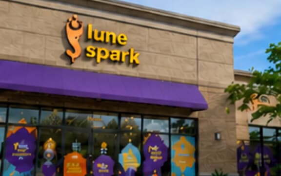 Lune Spark Chapel Hill